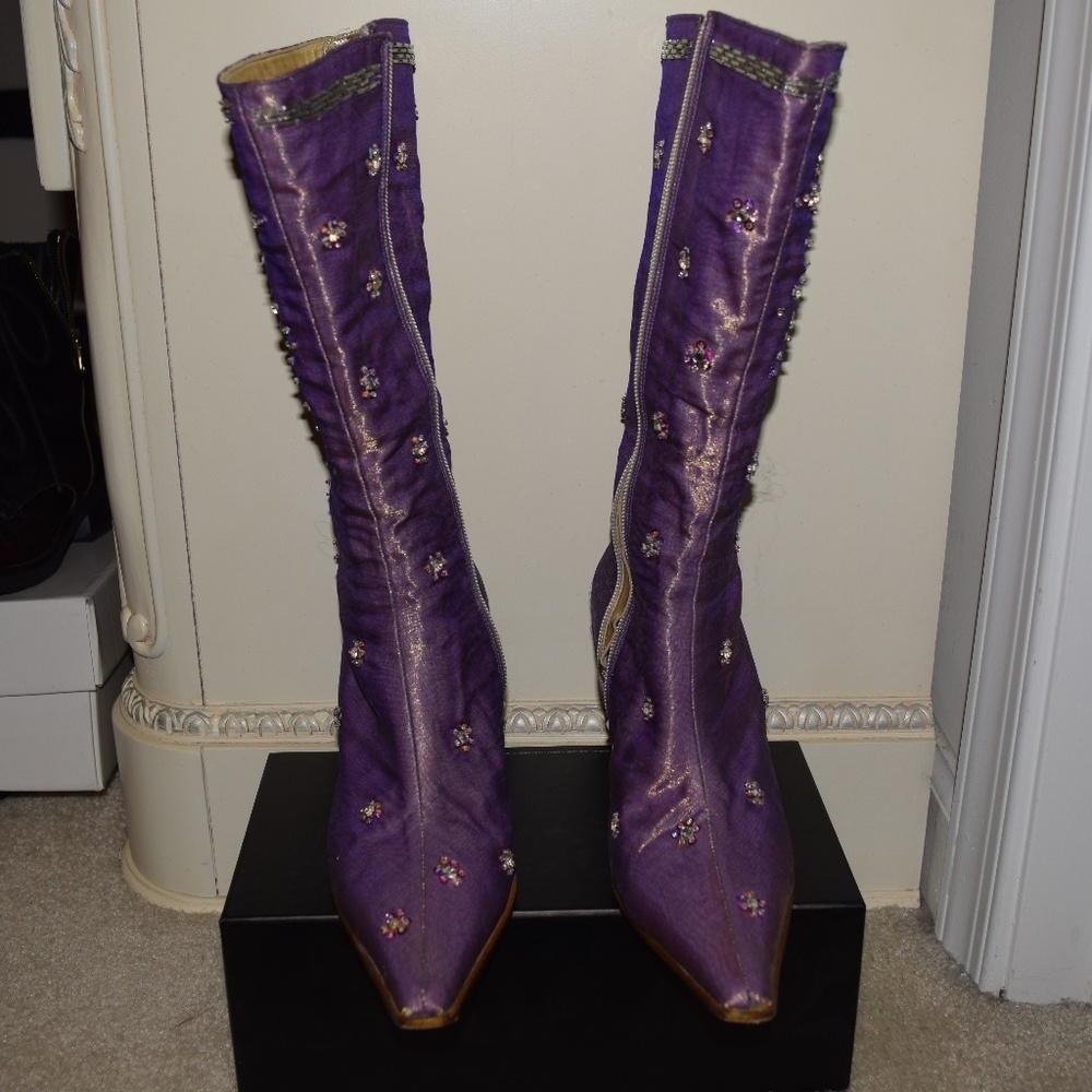 Barely Used Vintage L'autre Chose Lilac Boots